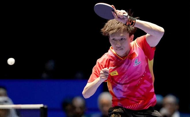 中国选手走 中国选手走