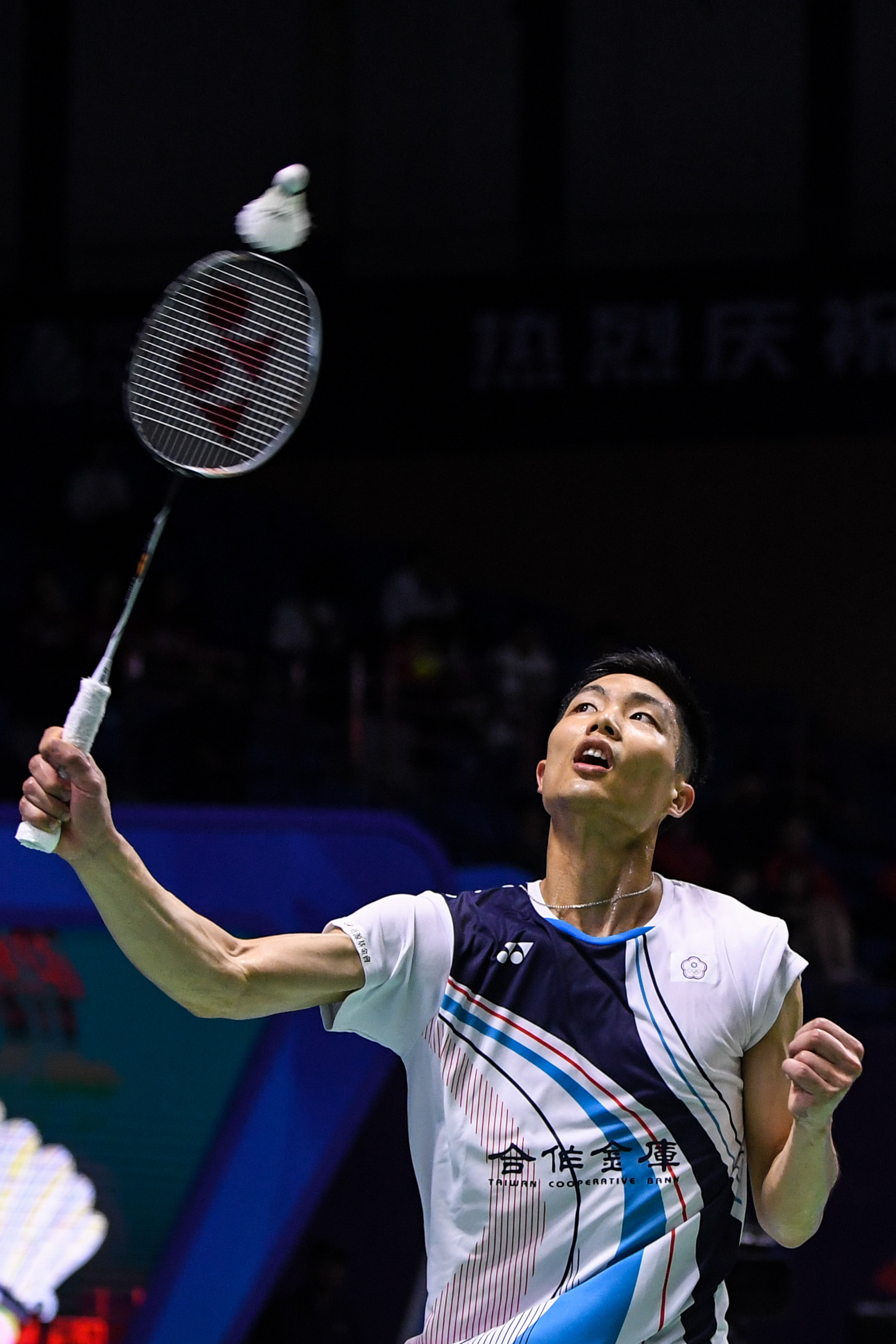 属于严重甚 属于严重甚