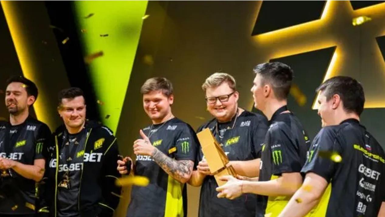 通过打破 通过打破